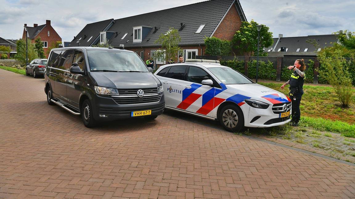 Politie onderzoek bij een woning