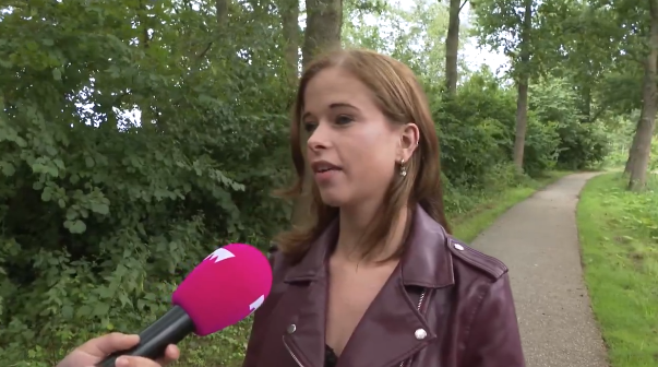 Els PVV lid wordt geinterviewd