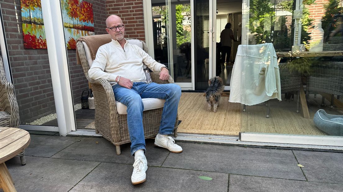 Ron ziet verkoop van huis afketsen door komst azc: ‘Ik voel me genaaid’