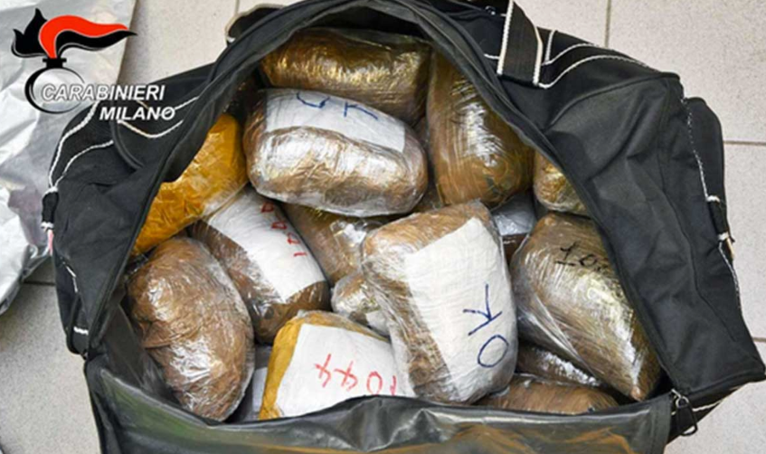 Nederlands echtpaar (70+) opgepakt in Italië bij megazaak cokesmokkel