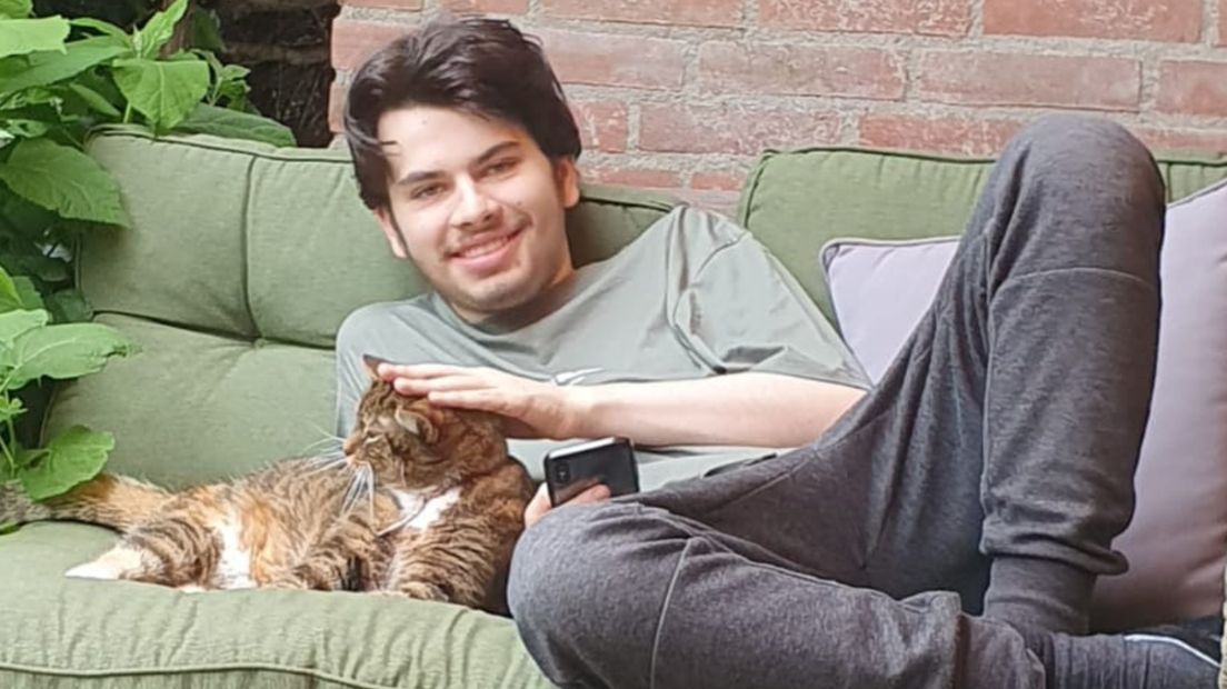 Lilian verloor haar zoon Quinn (18): ‘Mam, ik denk niet dat ik volwassen wil worden’