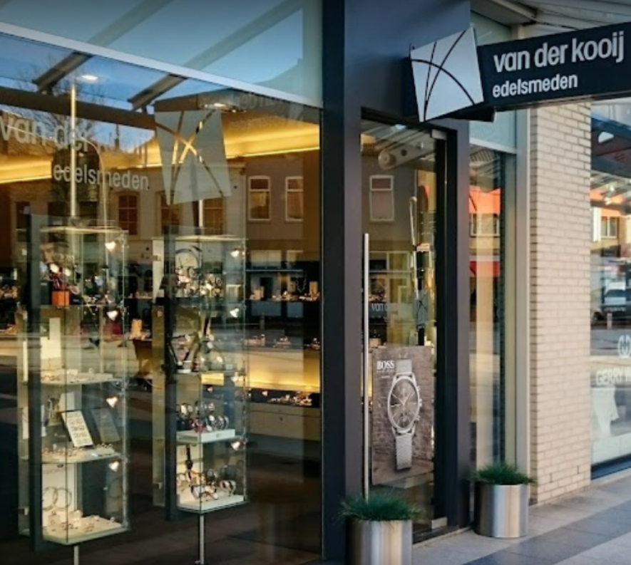 Juwelier Van der Kooij doelwit van laffe overval