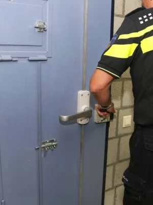 Jongen (14) probeert bejaarde op te lichten, maar zij lokt hem in de val
