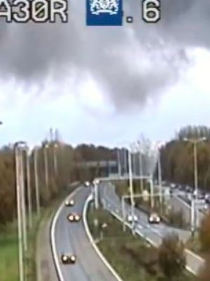 A30 op slot vanwege enorme brand