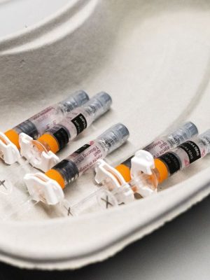 Nederland start met eerste babyprik tegen dodelijk virus – dit moet je weten