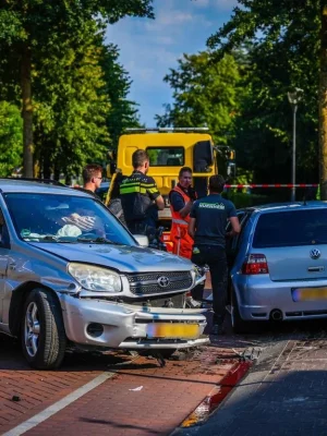 Ravage na frontale botsing, bestuurder mogelijk onder invloed en opgepakt