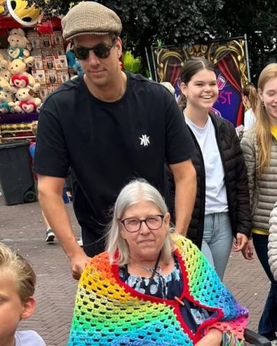 Moeder van Rob Kemps overleden: ‘Dag moeder, dank voor wie je was’