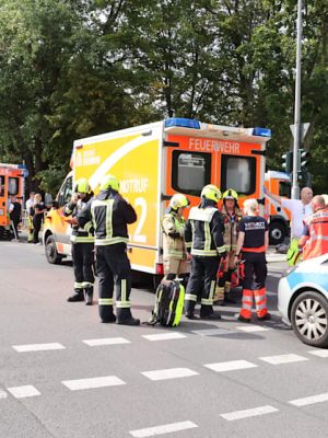 Berlijn in shock: auto rijdt in groep mensen, kinderen ernstig gewond