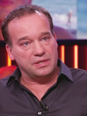 Misdaadjournalist Mick van Wely per direct ontslagen wegens seksueel grensoverschrijdend gedrag