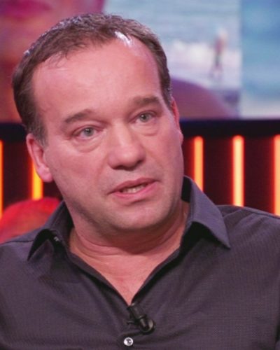 Misdaadjournalist Mick van Wely per direct ontslagen wegens seksueel grensoverschrijdend gedrag