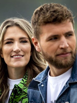 Suzan en Freek verwelkomen zoontje Sef: ‘We stromen over van liefde’