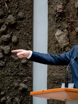 Wilders zet aanval in op GroenLinks-PvdA: ‘Partij van de Arbeid bestaat niet meer’