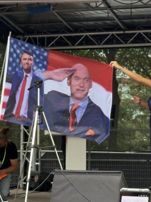 Malieveld stroomt vol voor ’Els rechts’ demonstratie