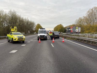 Traumahelikopter landt op A17 na ongeluk met vier voertuigen