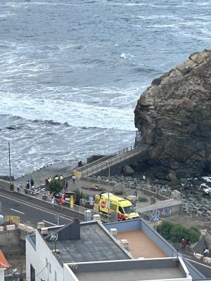 Nederlandse vrouw (79) omgekomen door enorme golven op vakantie-eiland Tenerife