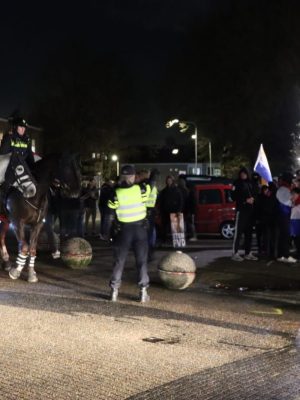 Politie beëindigde uit de hand gelopen azc-protest in Lisse