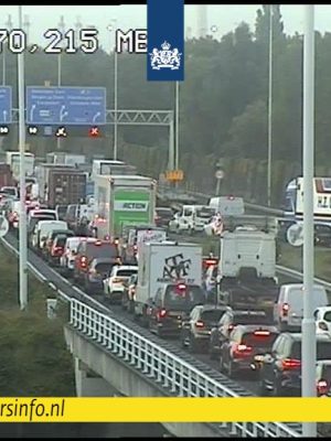 A4 afgesloten na kettingbotsing bij Leiden