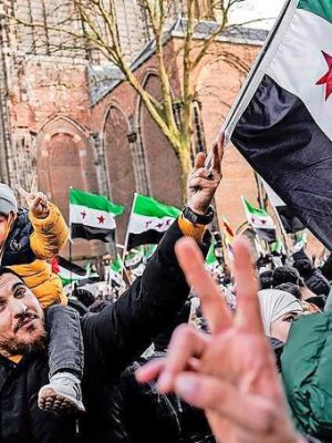 Inval in Houten: bende smokkelde dagelijks honderden Syrische migranten naar Europa