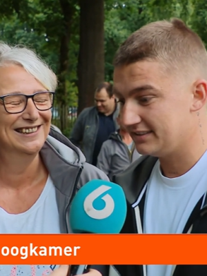 Mart Hoogkamer bedankt vrijwilligers met speciaal cadeau