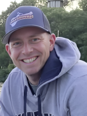 De camera’s zagen het niet, maar zijn dochter wél – Dan Karaty’s gezin redde hem op tijd