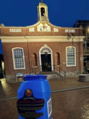 Collectebus voor Sinterklaas-intocht gestolen: schok en woede nu geld voor kinderen spoorloos verdwenen is