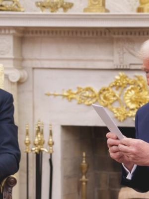 Rutten met Trump in gesprek