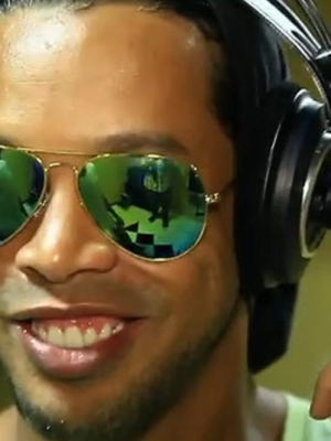 Ronaldinho: Van samba-veld tot Spotify-geluid