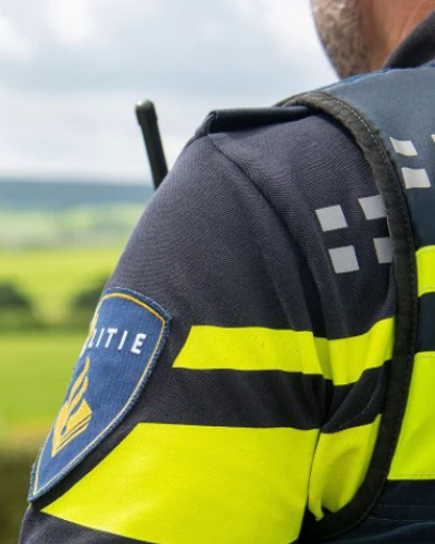 Overleden persoon aangetroffen in sloot in Arnhem