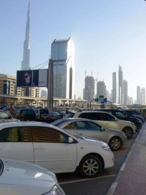Belastingdienst jaagt op verborgen miljoenen: Nederlanders met vastgoed in Dubai onder vuur