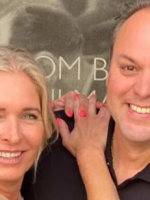 Frans en Mariska Bauer delen ontroerende eerste foto samen: ‘Twee pubers zonder idee wat zou komen’