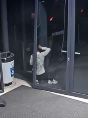 Inbraak bij Lidl in Deurne: verdachte gaat er vandoor met chips en snoep