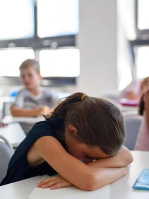 Conciërge basisschool Zoetermeer opgepakt: verdacht van kinderporno en ontucht met meisjes