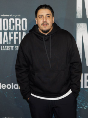 Roem verandert niets: Khalid Alterch blijft zijn vader steunen op de markt