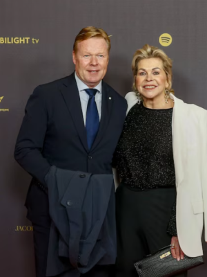 Bondscoach Koeman verklaart afwezigheid op training: ‘Dat had te maken met mijn vrouw’