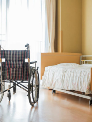 Verpleeghuizen kampen met leegstand terwijl er bijna 18.000 ouderen op de wachtlijst staan