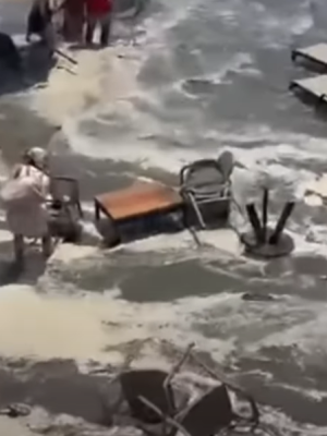 Drama in Mexico: 27 doden en complete dorpen weggevaagd door verwoestende overstromingen!