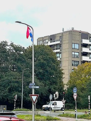 Gemeente Uithoorn zwicht onder druk van bepaalde inwoners en verwijderd alle Nederlandse vlaggen