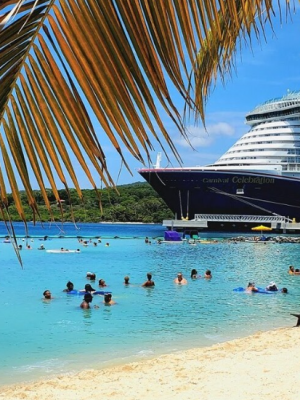 Droomcruise eindigt in reddingsoperatie voor Nederlandse toeriste: met spoed van schip gehaald