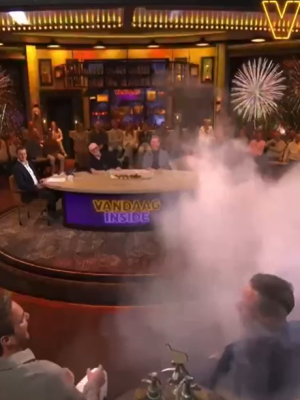 Chaos in Vandaag Inside na rookpluimen: “Staken!”