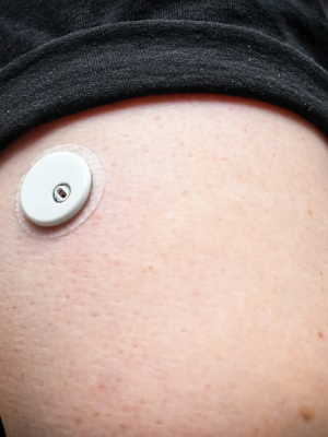 Fabrikant waarschuwt voor mogelijk gevaarlijke glucosesensors na meldingen over sterfgevallen