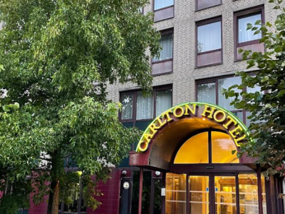 Asielzoekers woedend omdat ze binnenkort zélf moeten koken en hun was doen