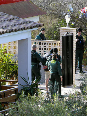 Twee toeristen om het leven gebracht in Spaanse vakantiewoning, derde zwaargewond