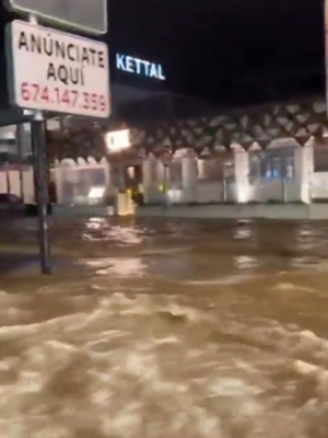 Straten ondergelopen door noodweer in Spanje, ’In 25 jaar Marbella nog nooit meegemaakt’