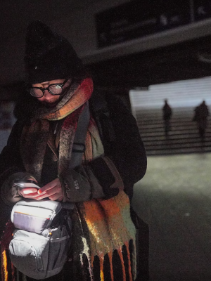 Tienduizenden huishoudens dagenlang zonder elektriciteit door brandstichting