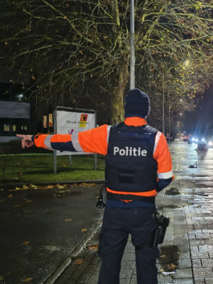 12-jarige achter het stuur terwijl vader dronken naast hem zit