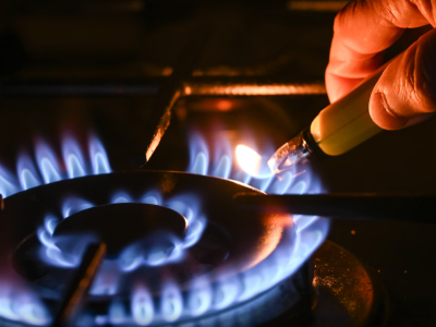 Gasprijs schiet omhoog na spanningen rond Iran: Nederlandse voorraden op kritiek laag niveau