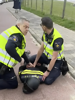 Jongen doet zich voor als agent, vlucht op scooter – achtervolging eindigt met arrestatie