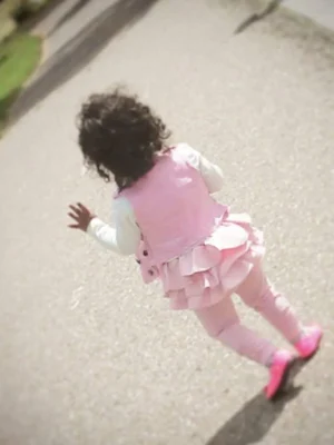 Moeder zwaargewond pleegmeisje Vlaardingen doet emotionele oproep: ‘Luister naar een kind’