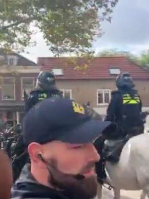Drie aanhoudingen bij demonstratie tegen komst asielzoekerscentrum in Schiedam