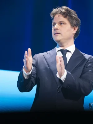 Refoscholen wijzen homo’s af – Bontenbal: “Dan moeten ze maar naar een andere school”